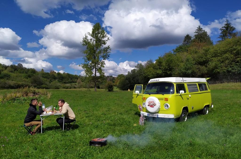 L Amour Est Dans Le Pre Saveur Comte Vintage Camper Jura Vintage Camper